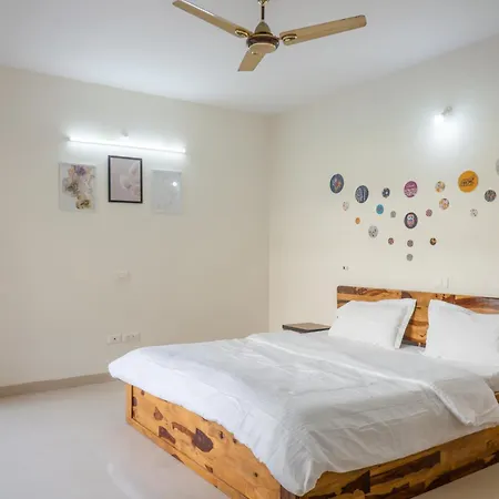 2Bhk Private Apartment With Pool Access